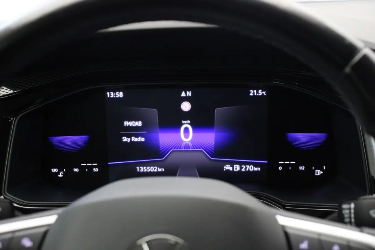1.0 TSI Life Business - Digitaal Cockpit, Carplay, Camera, Clima, Stoelverw.