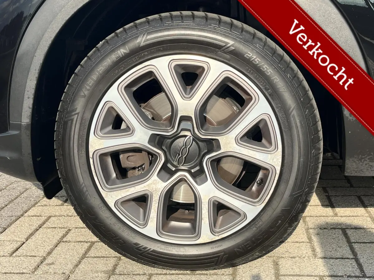 1.6 ROSSO AMORE GLAZEN SCHUIFDAK+NAVI+PDC+CRUISE
