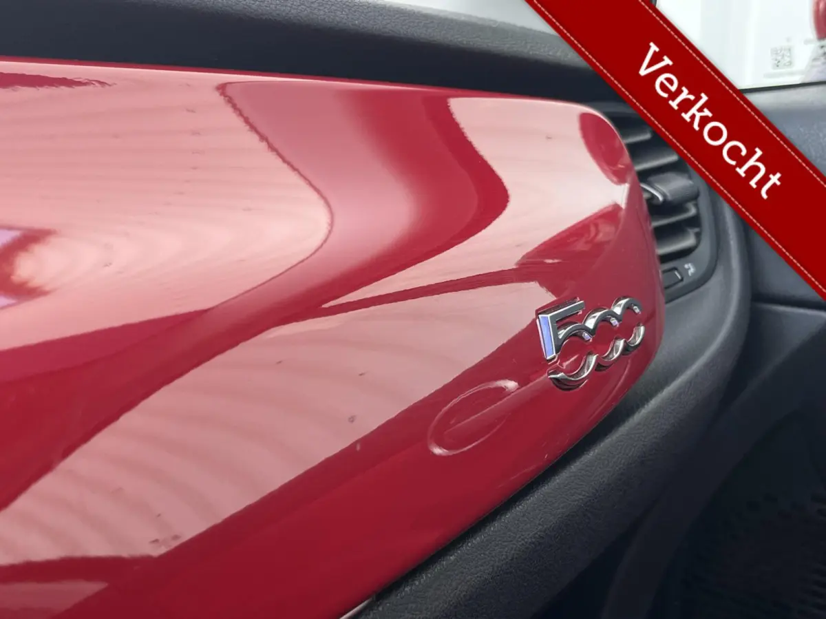 1.6 ROSSO AMORE GLAZEN SCHUIFDAK+NAVI+PDC+CRUISE