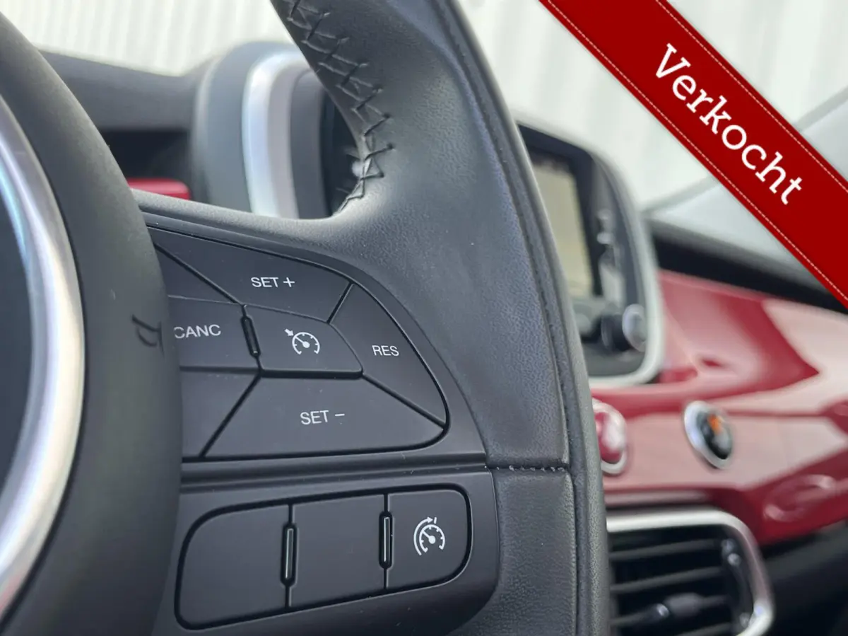 1.6 ROSSO AMORE GLAZEN SCHUIFDAK+NAVI+PDC+CRUISE