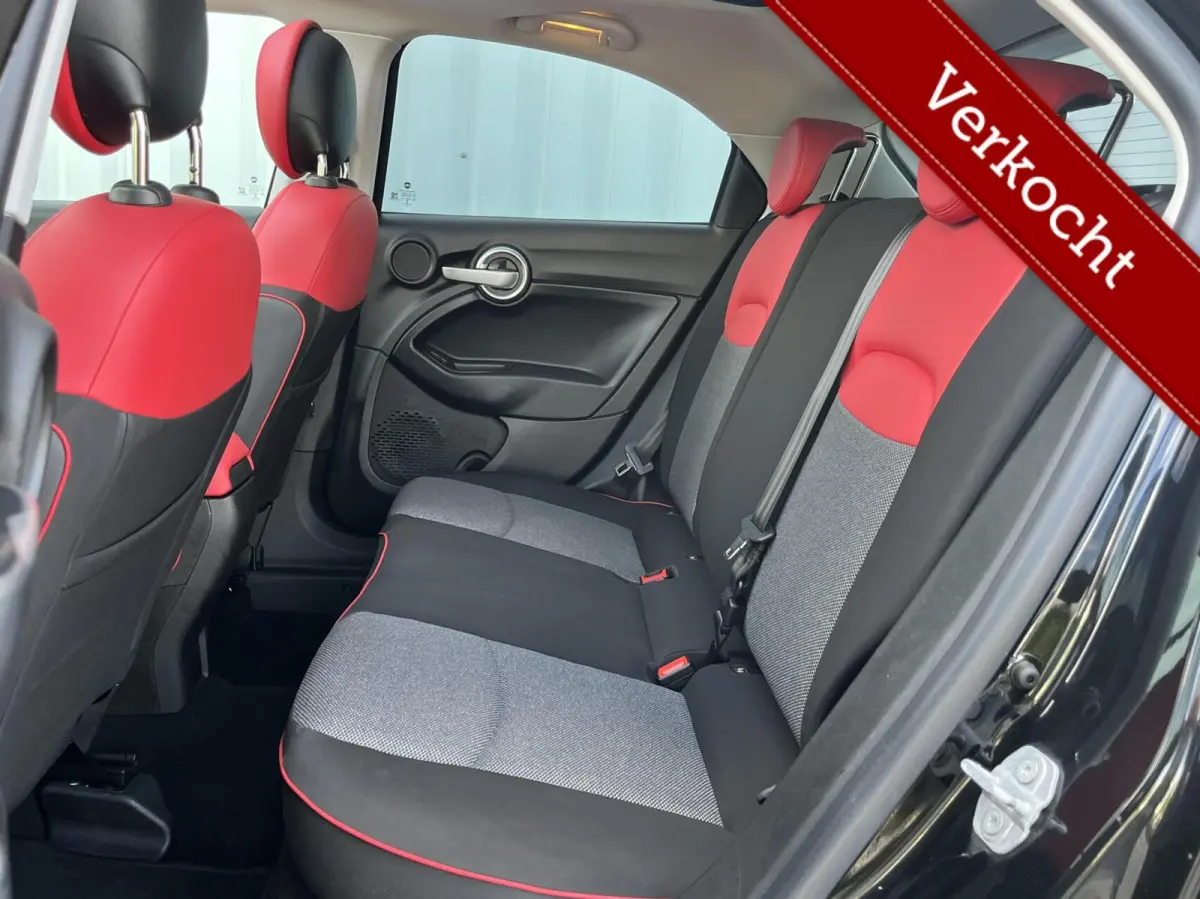 1.6 ROSSO AMORE GLAZEN SCHUIFDAK+NAVI+PDC+CRUISE