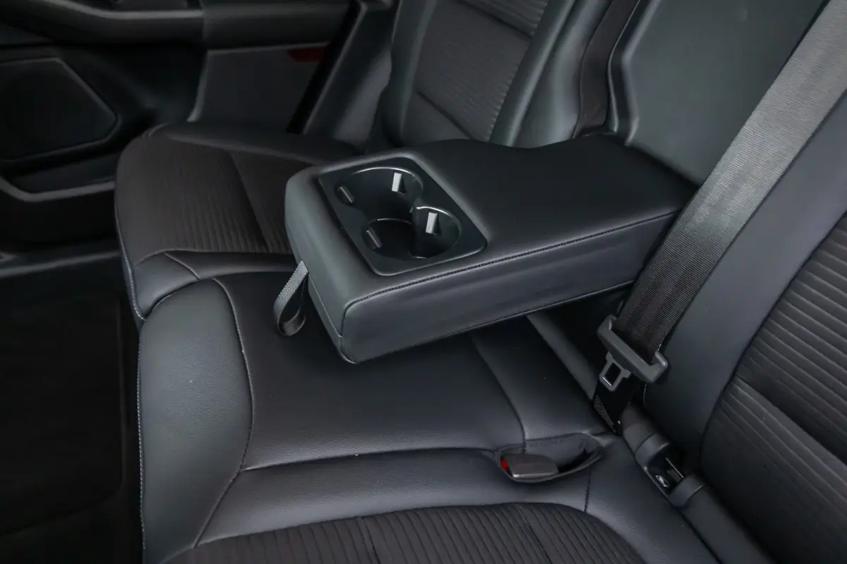 2.5 PHEV Titanium X | 100% dealer o.h. | Adaptieve cruise | Dodehoek detectie | Elec. achterklep | B&O Audio incl DAB |  Camera | Full LED