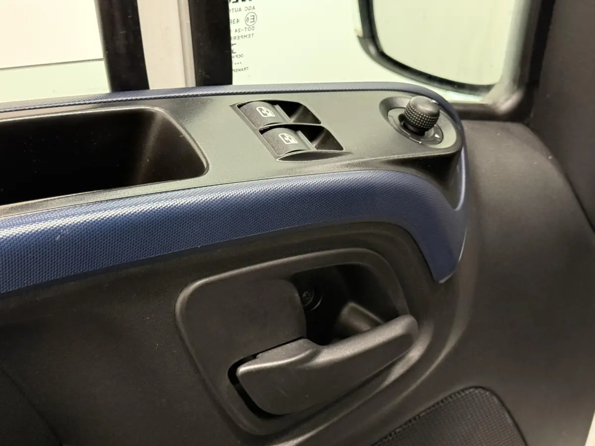 35C16V 2.3 352 H2 Automaat Dubbellucht Airco Cruise Control Parkeersensoren
