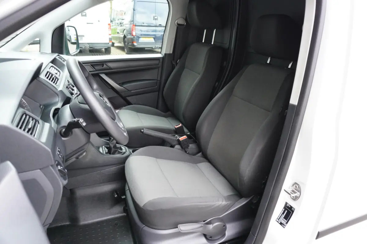 102pk L2H1 Maxi Trekhaak Airco Cruise control Stoelverwarming Parkeersensoren