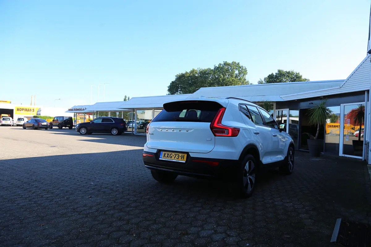 1.5 T4 Plug-in hybrid Plus Dark*Perfect Onderh.*Half Leder R-Design stoelen/Stoelverw./Stuurverw./Camera/H&K/DAB/LED/Apple Carplay-Android/Keyless Entry+Go/Parkeersens.V+A/18 inch LM*