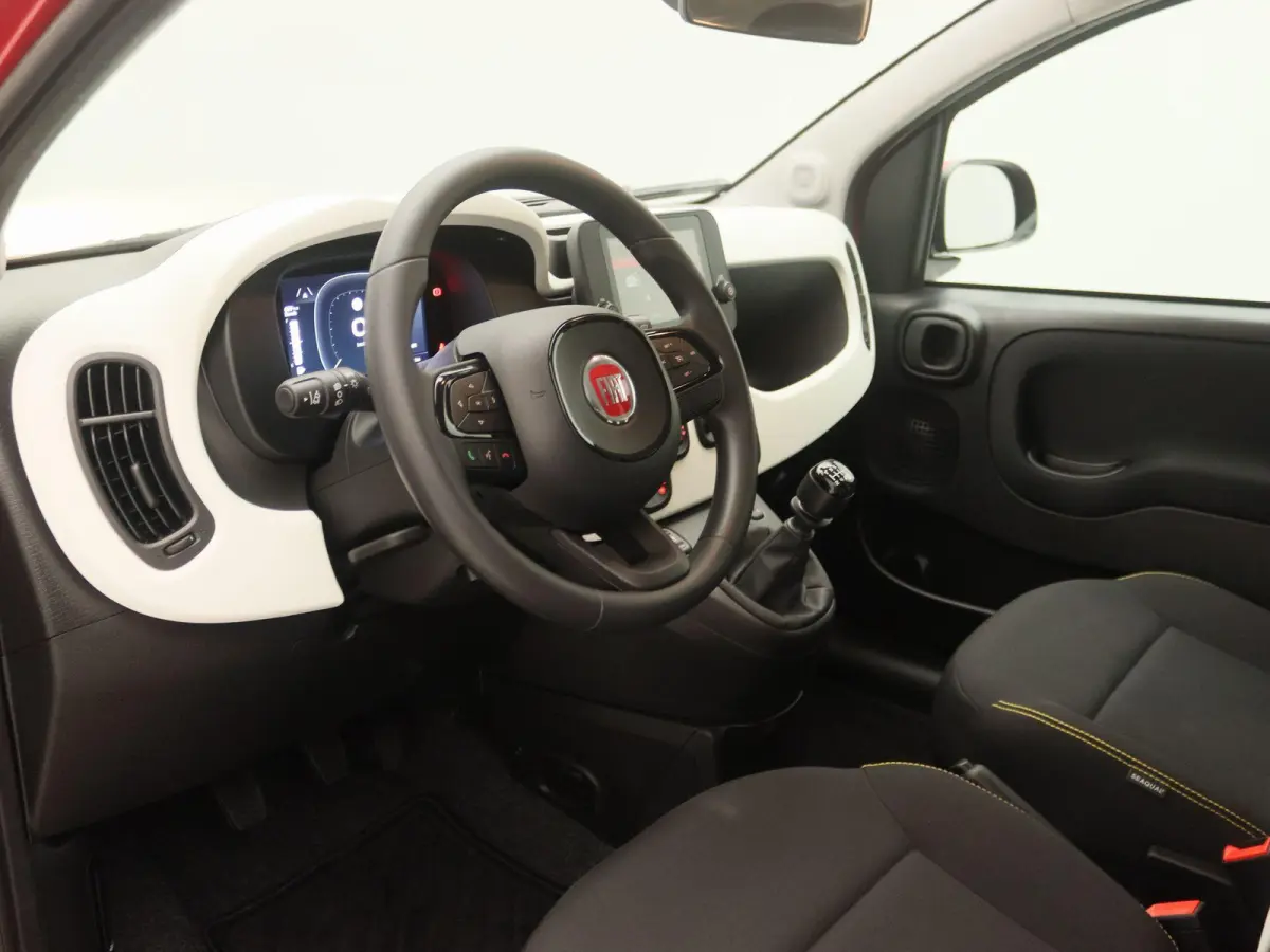 1.0 Hybrid Pandina | Apple & Android carplay | Cruise control |