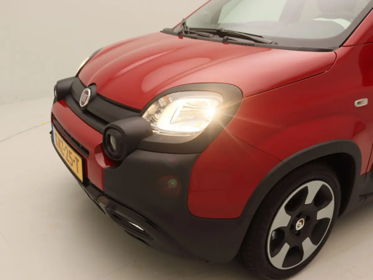 1.0 Hybrid Pandina | Apple & Android carplay | Cruise control |