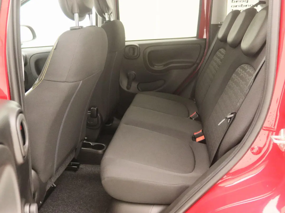 1.0 Hybrid Pandina | Apple & Android carplay | Cruise control |