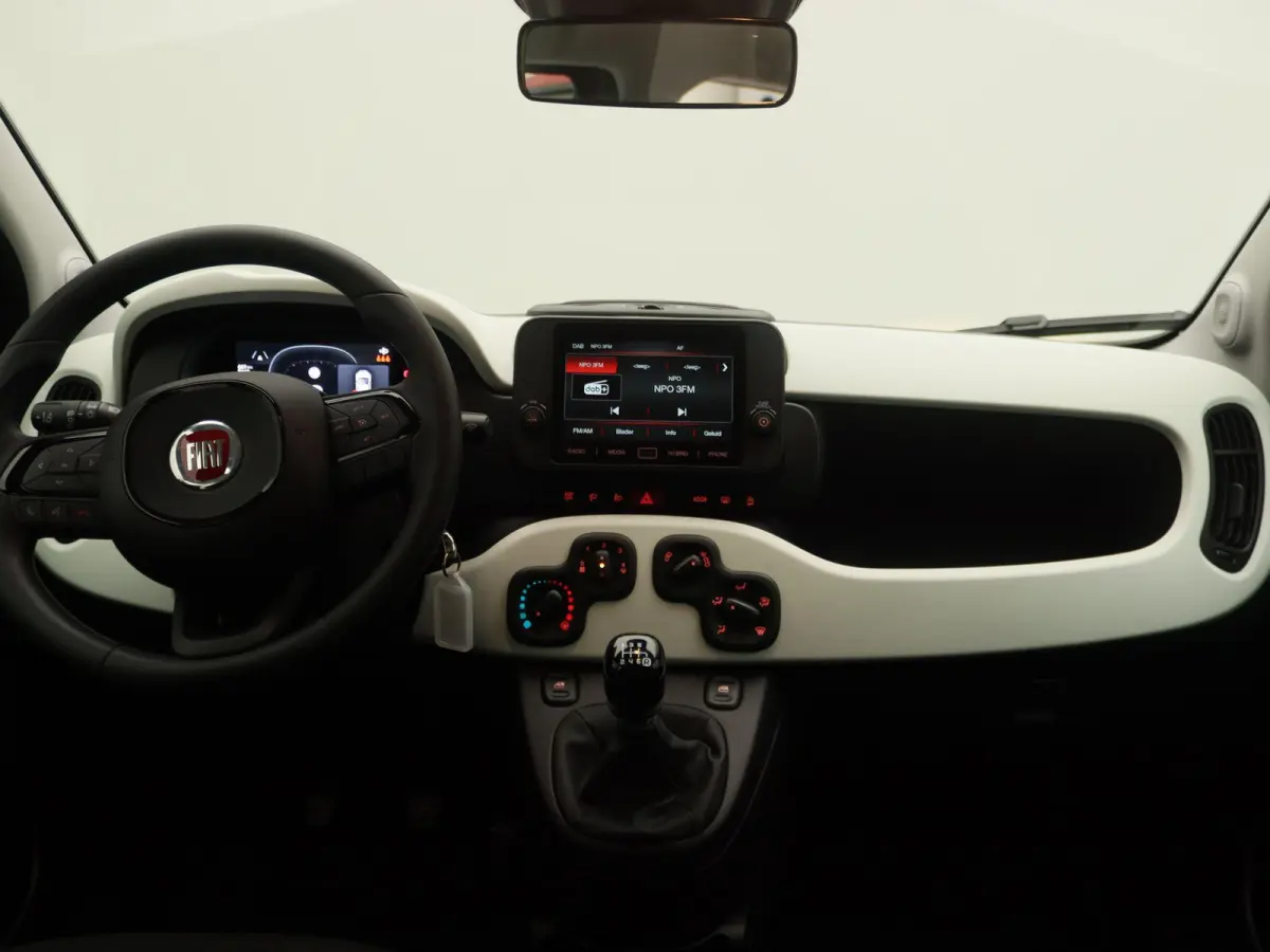 1.0 Hybrid Pandina | Apple & Android carplay | Cruise control |