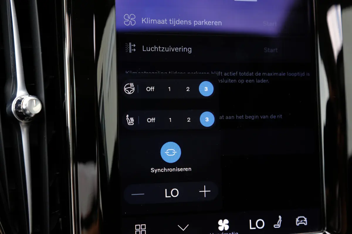 2.0 T6 Plug-in hybrid Long Range AWD Inscription*Perfect Volvo Onderh.*ACC/Pilot ass./Elek. Trekhaak/Sport Leder/Stoelverw./Stuurverw./Pano/H&K/360/DAB/Keyless Entry+Go/Apple Carplay-Android