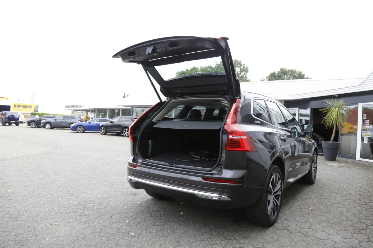 2.0 T6 Plug-in hybrid Long Range AWD Inscription*Perfect Volvo Onderh.*ACC/Pilot ass./Elek. Trekhaak/Sport Leder/Stoelverw./Stuurverw./Pano/H&K/360/DAB/Keyless Entry+Go/Apple Carplay-Android