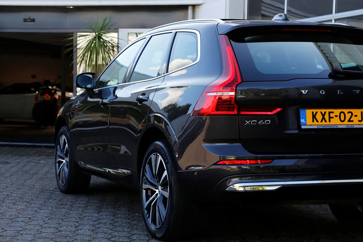 2.0 T6 Plug-in hybrid Long Range AWD Inscription*Perfect Volvo Onderh.*ACC/Pilot ass./Elek. Trekhaak/Sport Leder/Stoelverw./Stuurverw./Pano/H&K/360/DAB/Keyless Entry+Go/Apple Carplay-Android
