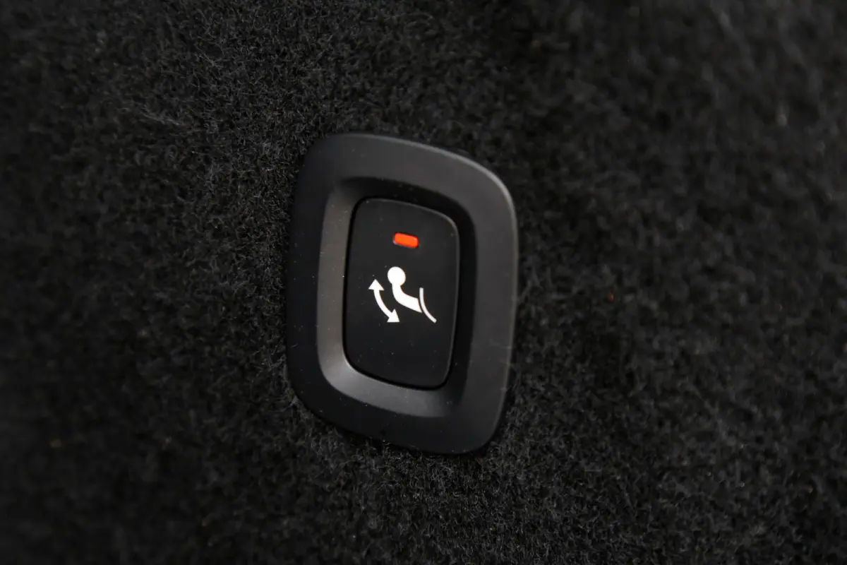 2.0 T6 Plug-in hybrid Long Range AWD Inscription*Perfect Volvo Onderh.*ACC/Pilot ass./Elek. Trekhaak/Sport Leder/Stoelverw./Stuurverw./Pano/H&K/360/DAB/Keyless Entry+Go/Apple Carplay-Android