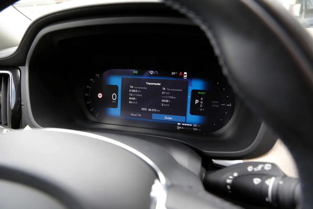2.0 T6 Plug-in hybrid Long Range AWD Inscription*Perfect Volvo Onderh.*ACC/Pilot ass./Elek. Trekhaak/Sport Leder/Stoelverw./Stuurverw./Pano/H&K/360/DAB/Keyless Entry+Go/Apple Carplay-Android