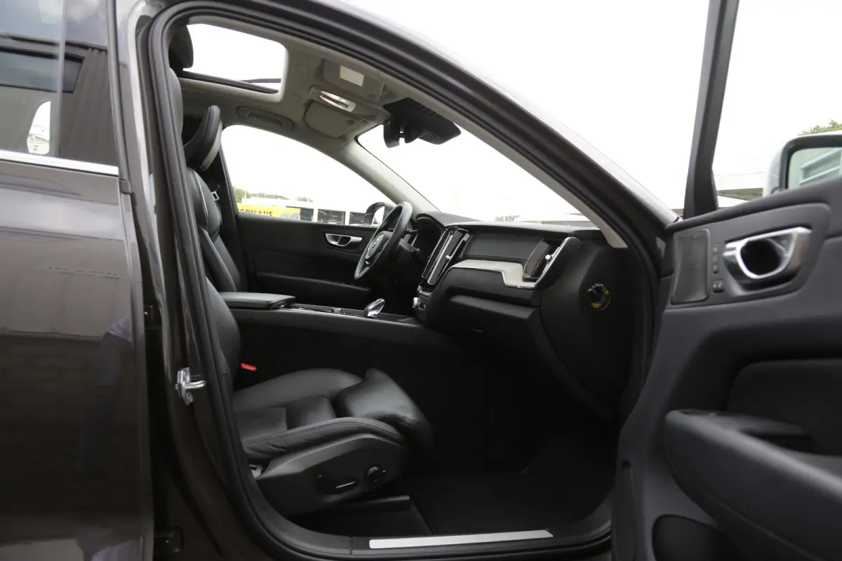 2.0 T6 Plug-in hybrid Long Range AWD Inscription*Perfect Volvo Onderh.*ACC/Pilot ass./Elek. Trekhaak/Sport Leder/Stoelverw./Stuurverw./Pano/H&K/360/DAB/Keyless Entry+Go/Apple Carplay-Android