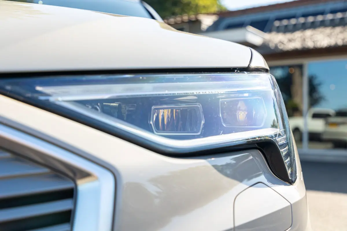 E-tron 55 quattro advanced Pro Line Plus 95 kWh Soh 95% I Siambiege I Luchtvering I Stoelkoeling & verwarming I B&O