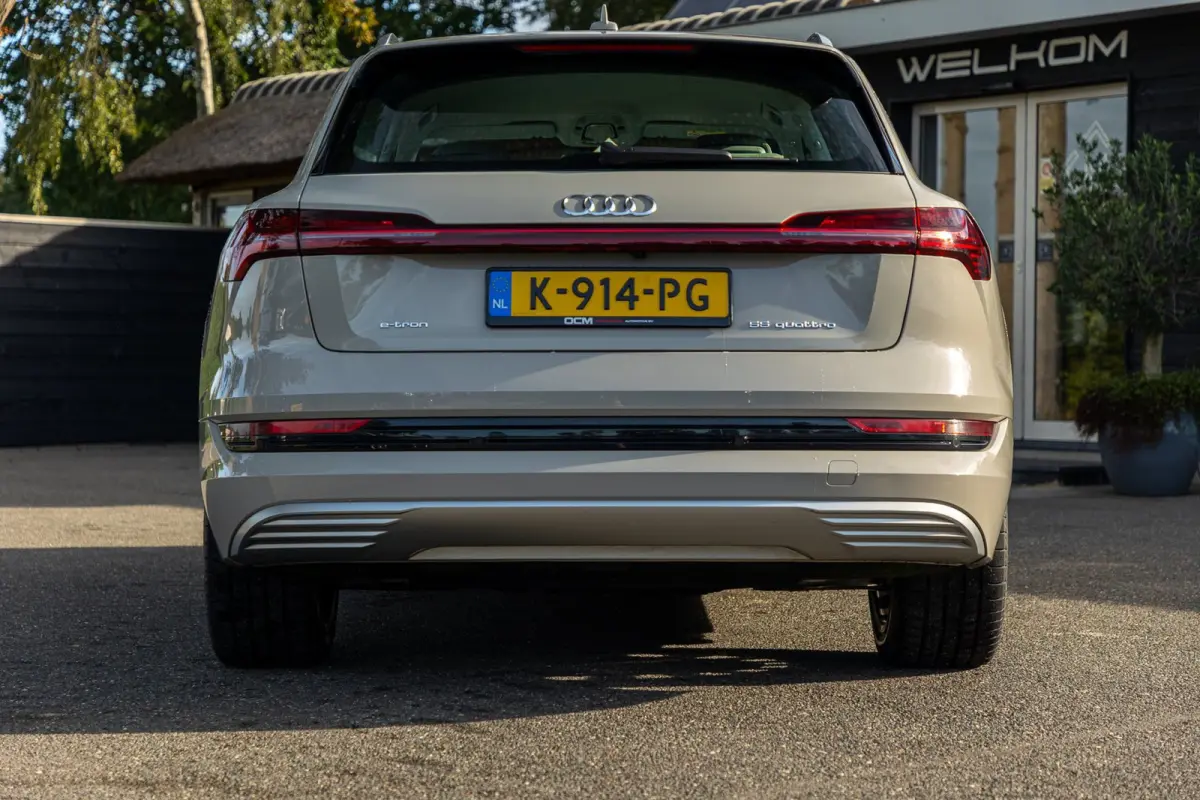 E-tron 55 quattro advanced Pro Line Plus 95 kWh Soh 95% I Siambiege I Luchtvering I Stoelkoeling & verwarming I B&O