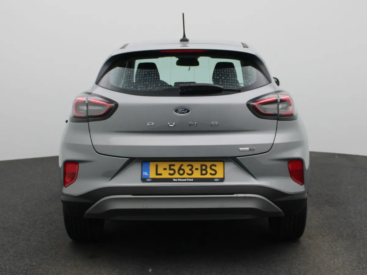 1.0 EcoBoost Titanium | Navigatie | Stoel/Stuur verwarming | Climate control | Bluetooth | DAB | Cruise Control | Airco | Parkeersensoren | Lichtmetalen Velgen |