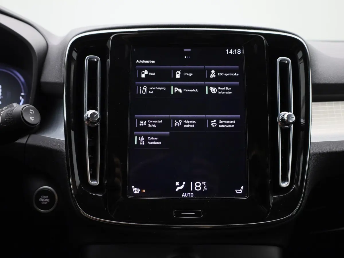 1.5 T5 Inscription Expression | Automaat | Apple Carplay / Android Auto | Virtual Cockpit | Memory Seats | Stoelverwarming | Elektrische Achterklep | Parkeersensoren| Navigatie | Climate Con