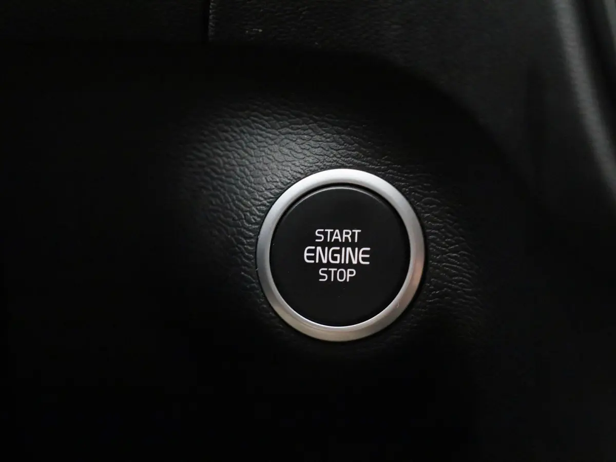 1.5 T5 Inscription Expression | Automaat | Apple Carplay / Android Auto | Virtual Cockpit | Memory Seats | Stoelverwarming | Elektrische Achterklep | Parkeersensoren| Navigatie | Climate Con