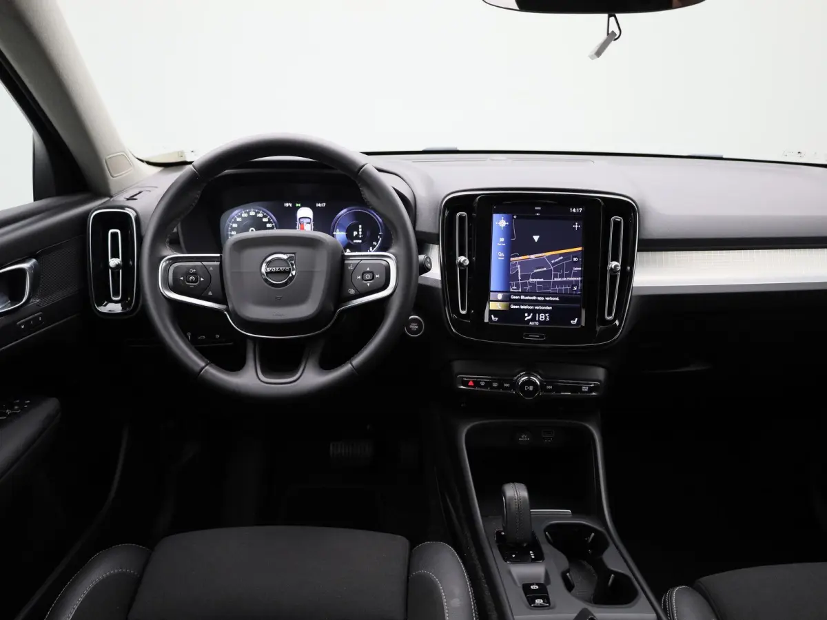 1.5 T5 Inscription Expression | Automaat | Apple Carplay / Android Auto | Virtual Cockpit | Memory Seats | Stoelverwarming | Elektrische Achterklep | Parkeersensoren| Navigatie | Climate Con