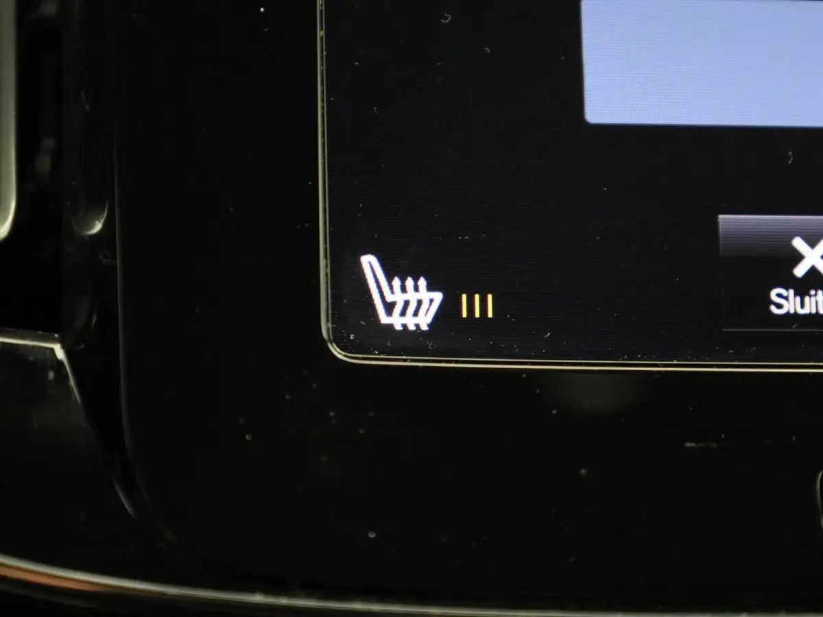 1.5 T5 Inscription Expression | Automaat | Apple Carplay / Android Auto | Virtual Cockpit | Memory Seats | Stoelverwarming | Elektrische Achterklep | Parkeersensoren| Navigatie | Climate Con