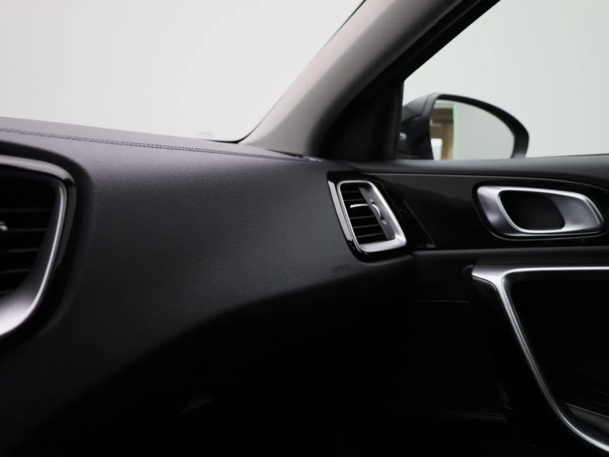 1.6 GDI PHEV DynamicLine | Automaat | Apple Carplay / Android Auto | Camera | Climate Control | Cruise Control | Lichtmetalen Velgen |