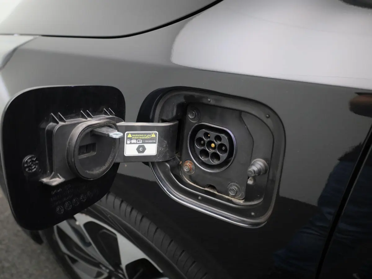 1.6 GDI PHEV DynamicLine | Automaat | Apple Carplay / Android Auto | Camera | Climate Control | Cruise Control | Lichtmetalen Velgen |