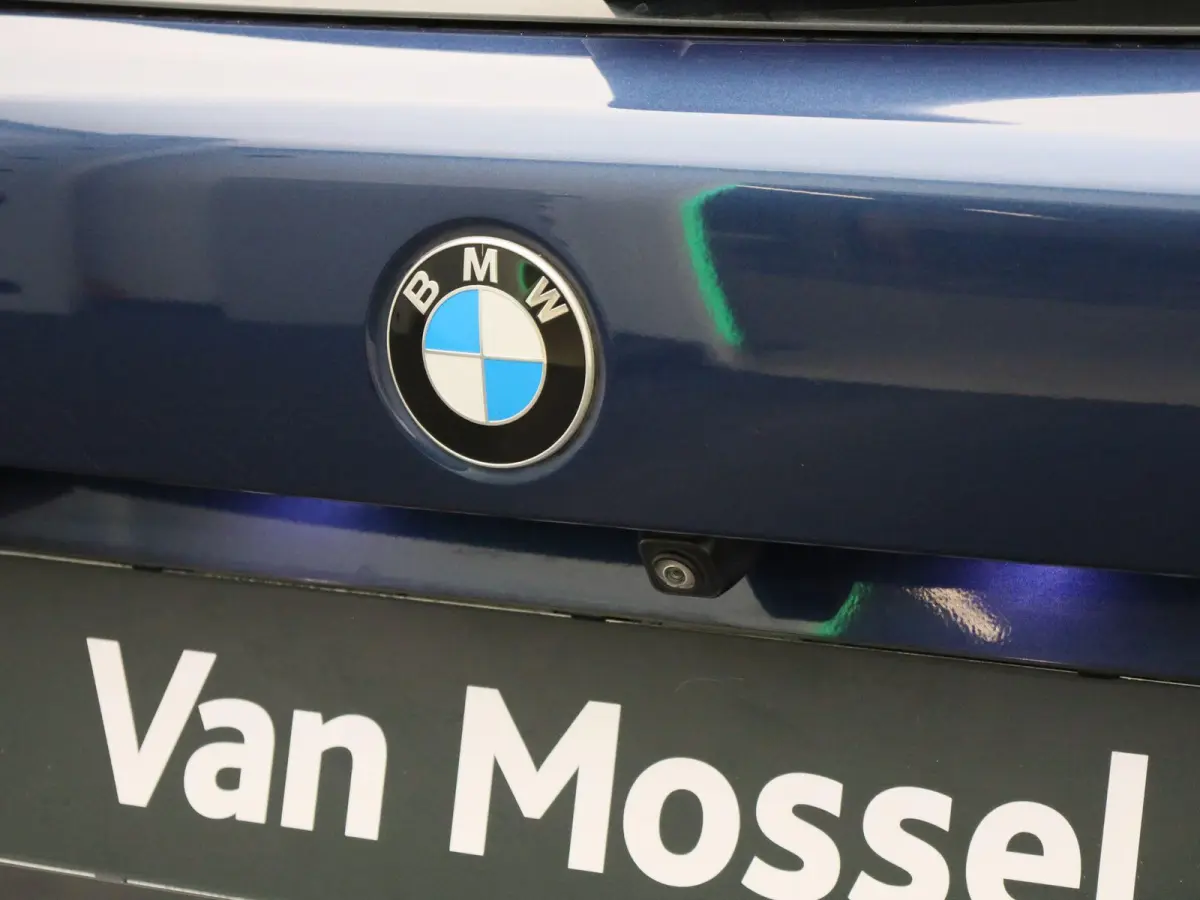118i Business Edition | Automaat | Apple Carplay / Android Auto | Navigatie | Virtual Cockpit | Achteruitrijcamera | Climate Control | Cruise Control | Lichtmetalen Velgen |