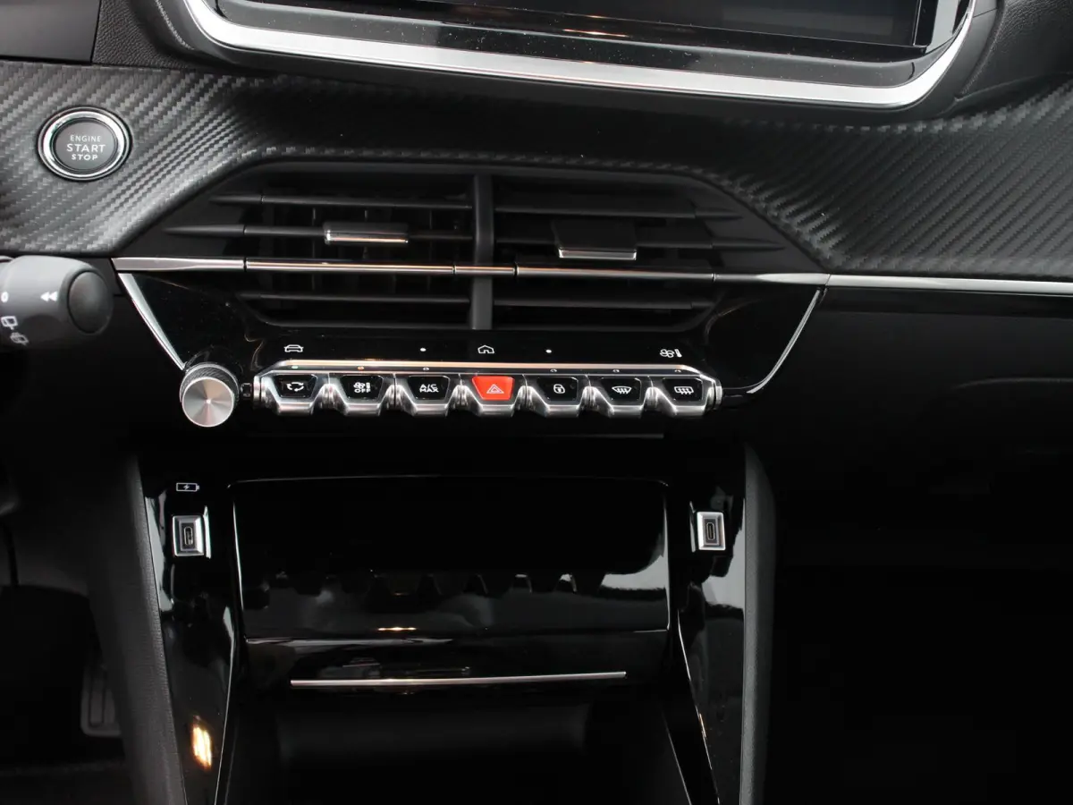 EV Allure Pack 50 kWh Warmtepomp Navigatie Apple Carplay Android Auto Parkeerhulp Cruise Control Full Led Climate Control Lichtmetalen velgen