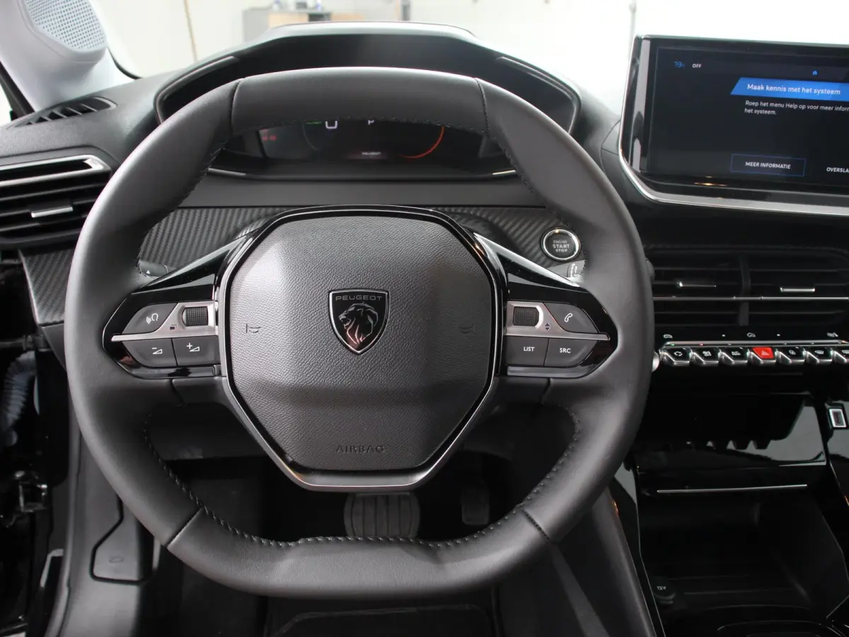 EV Allure Pack 50 kWh Warmtepomp Navigatie Apple Carplay Android Auto Parkeerhulp Cruise Control Full Led Climate Control Lichtmetalen velgen