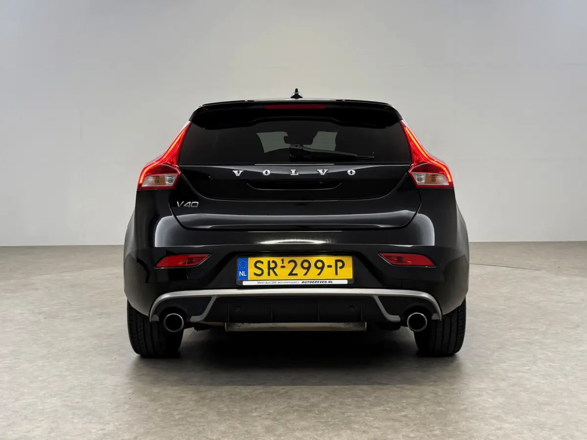 2.0 T4 Business Sport R-Design 191PK | Pano | Virtual | Camera | Cruise | Navi | Clima | LED | Parkeersens.