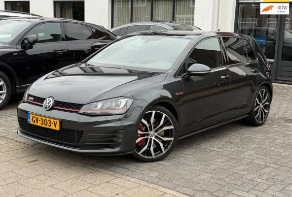 2.0 TSI GTI Performance, NAP,Panoramadak,Stoelverwarming, Leder,19 Inch.L.M.Velgen
