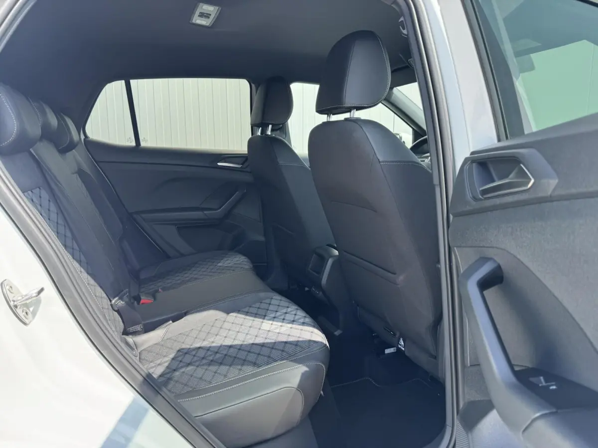 1.0 TSI R-Line Edition|Navi|Als nieuw!