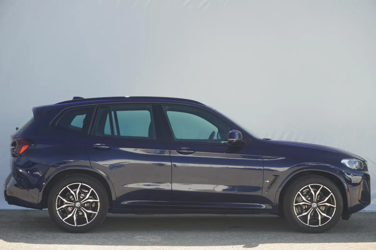 xDrive30e | SoH 95% | M Sportpakket | Head-Up Display | Elektrisch verstelbare stoelen | Active Cruise Control