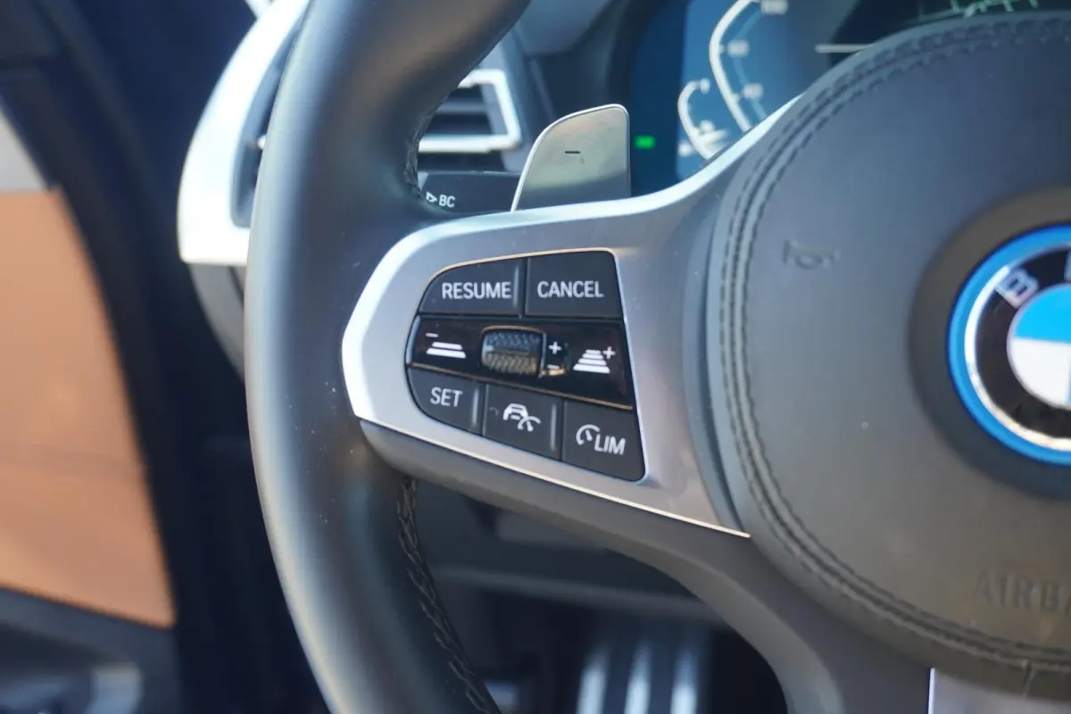 xDrive30e | SoH 95% | M Sportpakket | Head-Up Display | Elektrisch verstelbare stoelen | Active Cruise Control