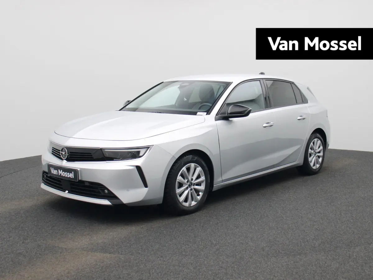 1.2T Business Edition | 130 pk | Automaat | Camera | Navigatie | Stoelverwarming |