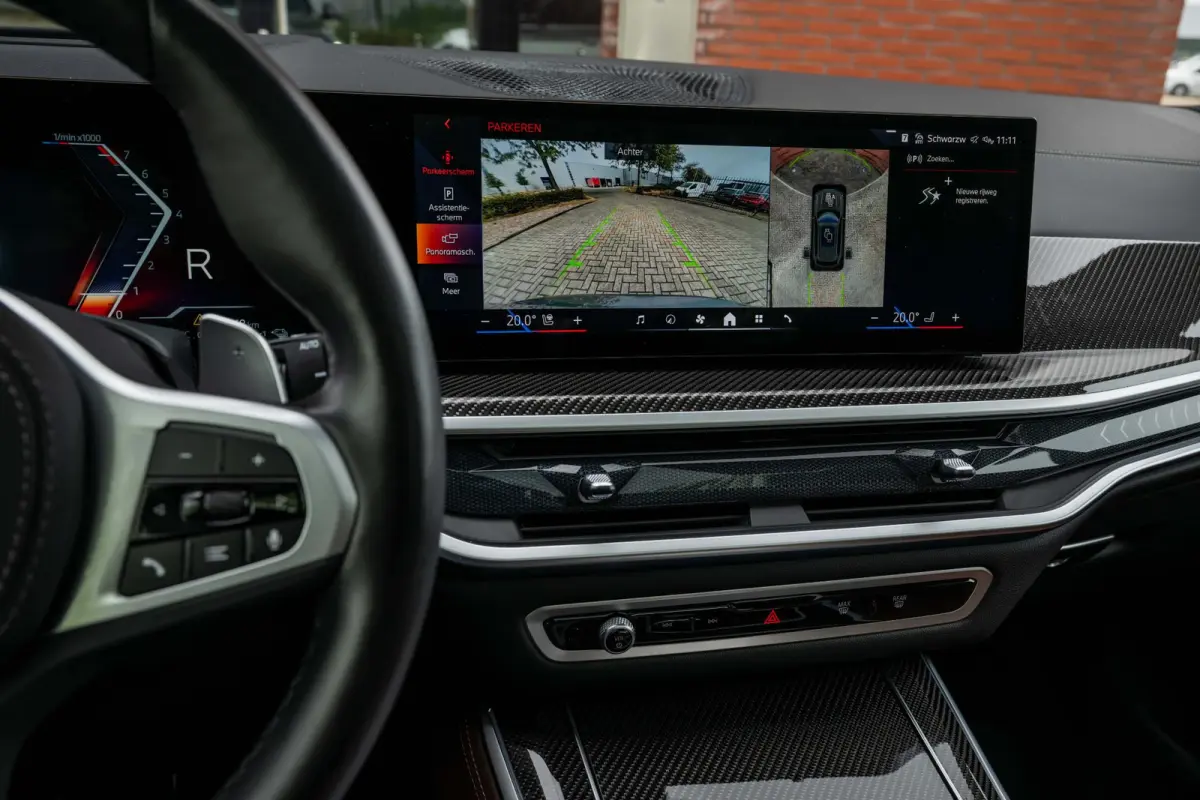 xDrive50e M-Sport Pro Pano Carbon H/K 22''