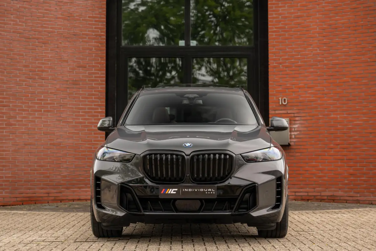 xDrive50e M-Sport Pro Pano Carbon H/K 22''
