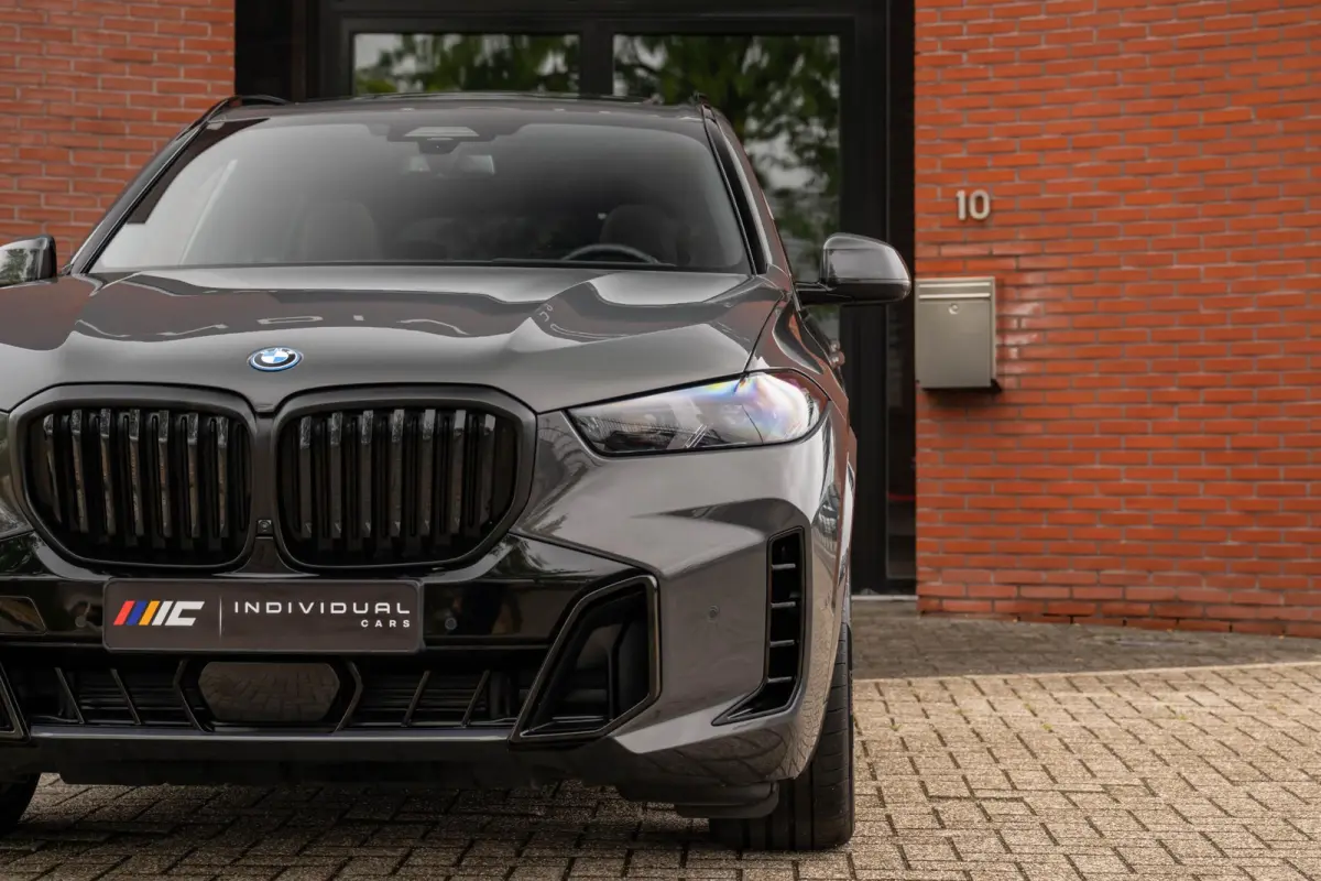 xDrive50e M-Sport Pro Pano Carbon H/K 22''