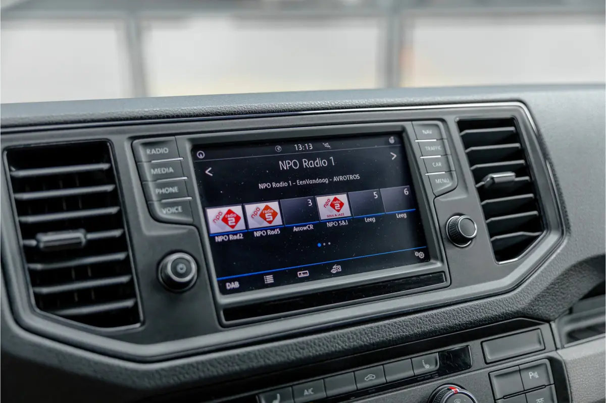 2.0 TDI 177 PK DSG L3H3 Highline | ACC | CarPlay | Navigatie | Stoelverwarming | Trekhaak | Dodehoekassistentie | Massage | DAB | Bearlock | MF Stuur | Nieuwe APK | Orig. NL auto | NAP Logis