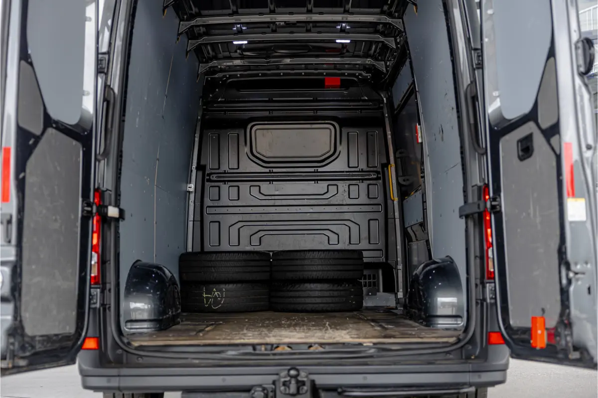 2.0 TDI 177 PK DSG L3H3 Highline | ACC | CarPlay | Navigatie | Stoelverwarming | Trekhaak | Dodehoekassistentie | Massage | DAB | Bearlock | MF Stuur | Nieuwe APK | Orig. NL auto | NAP Logis