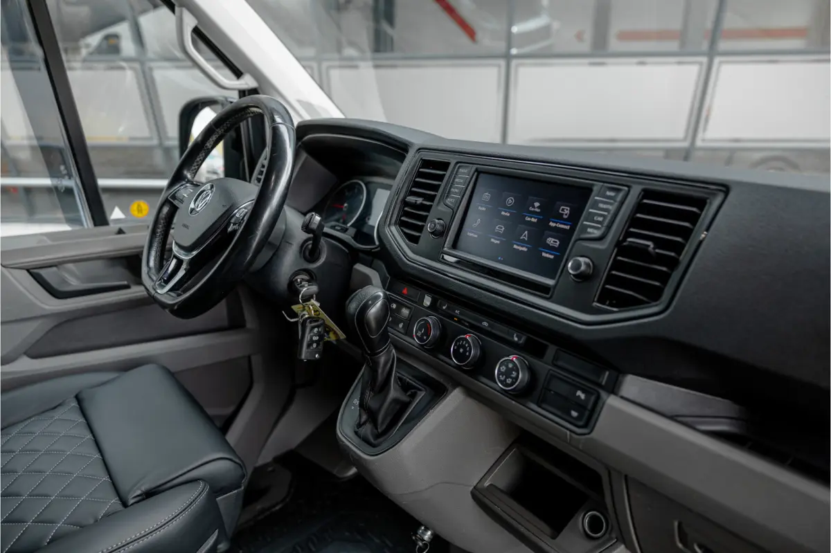 2.0 TDI 177 PK DSG L3H3 Highline | ACC | CarPlay | Navigatie | Stoelverwarming | Trekhaak | Dodehoekassistentie | Massage | DAB | Bearlock | MF Stuur | Nieuwe APK | Orig. NL auto | NAP Logis