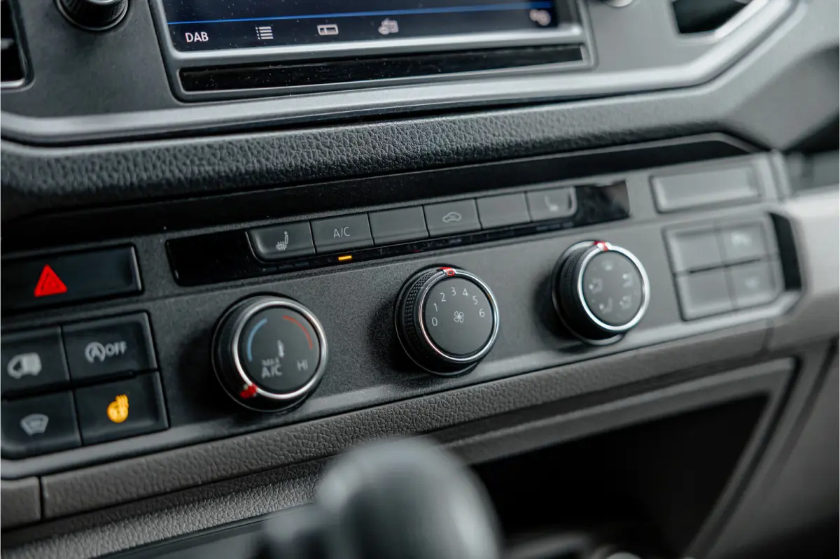 2.0 TDI 177 PK DSG L3H3 Highline | ACC | CarPlay | Navigatie | Stoelverwarming | Trekhaak | Dodehoekassistentie | Massage | DAB | Bearlock | MF Stuur | Nieuwe APK | Orig. NL auto | NAP Logis