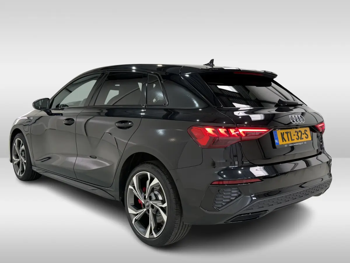 45 TFSI e 245pk S edition Competition | Leder