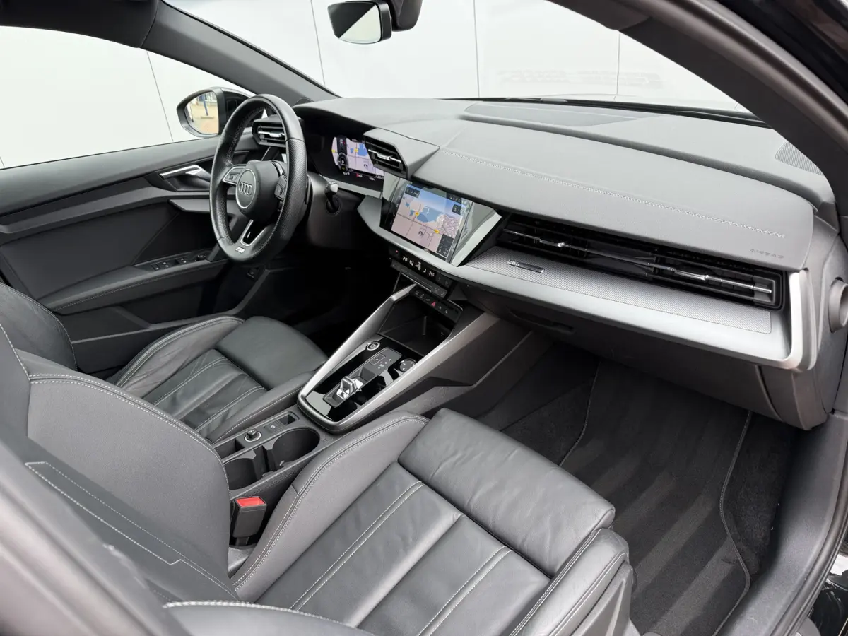 45 TFSI e 245pk S edition Competition | Leder