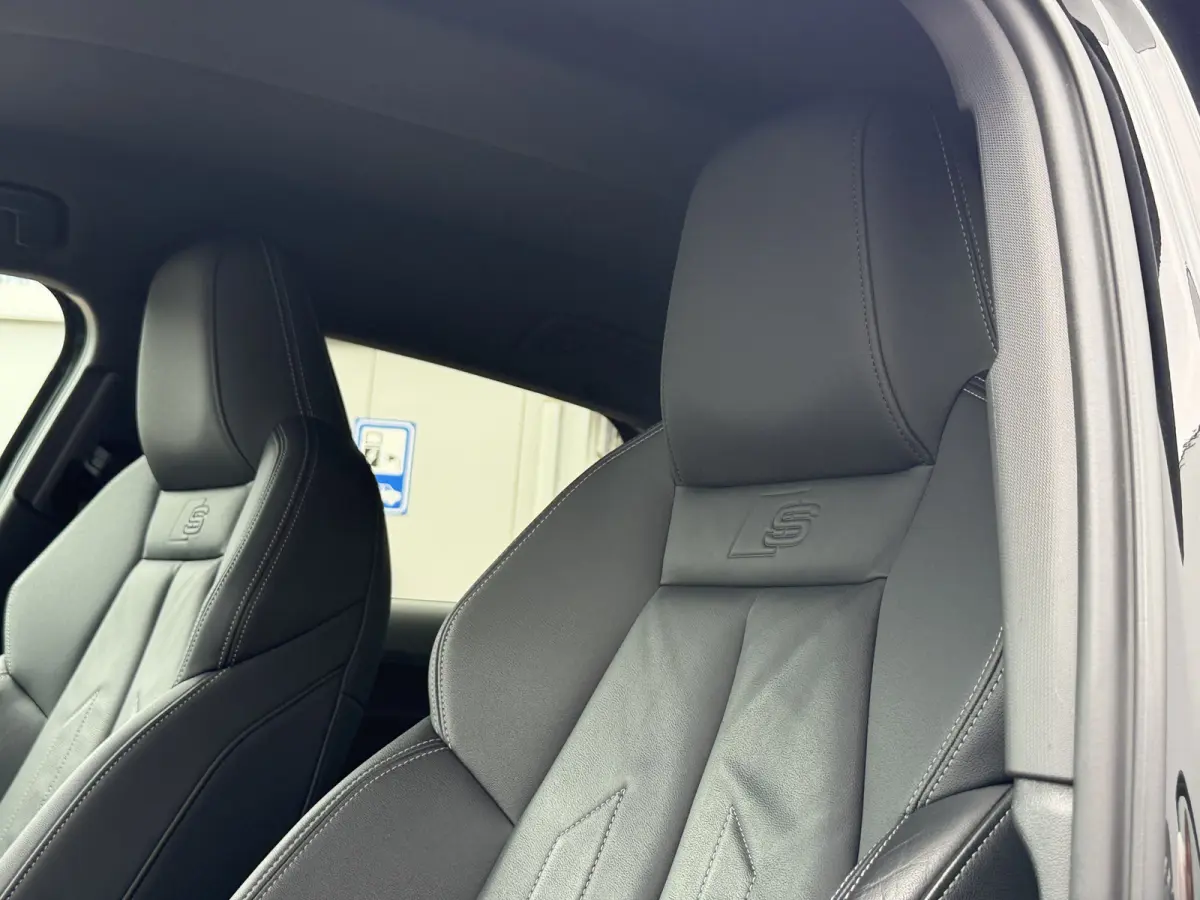 45 TFSI e 245pk S edition Competition | Leder