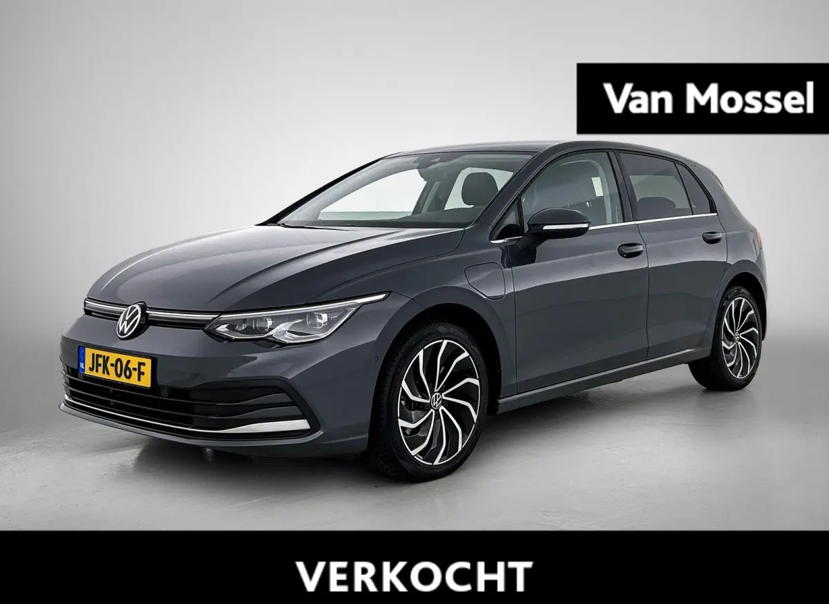 1.4 eHybrid Style | 204 PK | Soh 100% | Parkeercamera | Stoel en Stuurverwarming | Parkeersensoren | Ergo Stoelen (Incl. Massage + Memory) | Apple Carplay / Android Auto