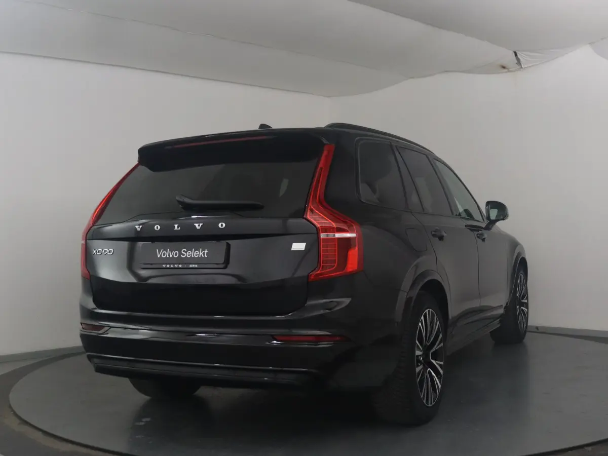 T8 Recharge AWD Ultimate Dark | SOH 95% | Panoramadak | 360° camera | Luchtvering | Harman Kardon | Head-up display | Stoel- en stuurverwarming | Trekhaak