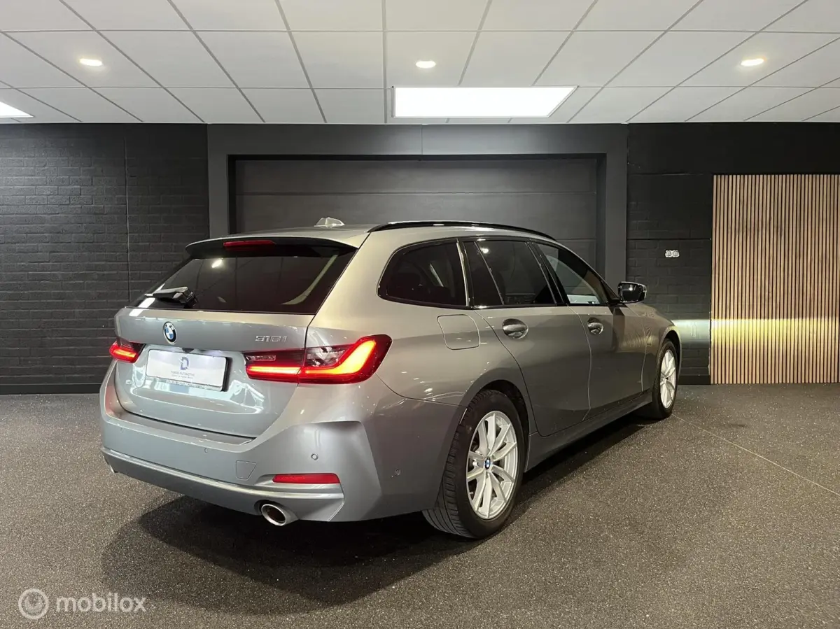 318i|HUD|360|LASER|STOELVERWARMING|ZEER MOOI|